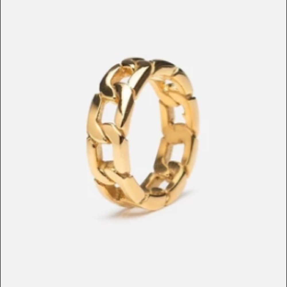 Gold tone ring